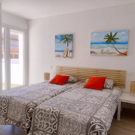 Aura Apartment *